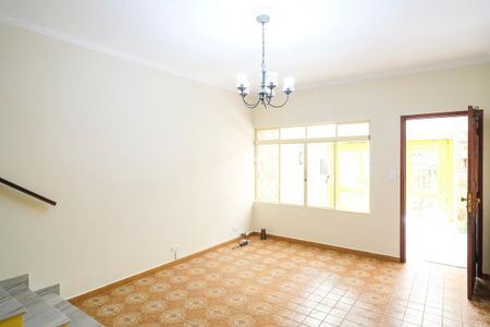 Casa para alugar com 120m², 3 quartos e 1 vagaSala
