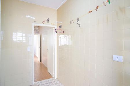 Casa para alugar com 120m², 3 quartos e 1 vagaÁrea de serviço