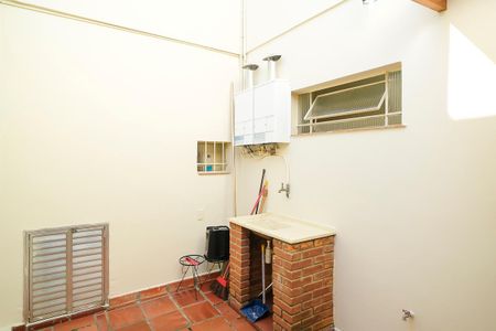 Casa para alugar com 120m², 3 quartos e 1 vagaQuintal
