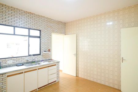 Casa para alugar com 120m², 3 quartos e 1 vagaCozinha