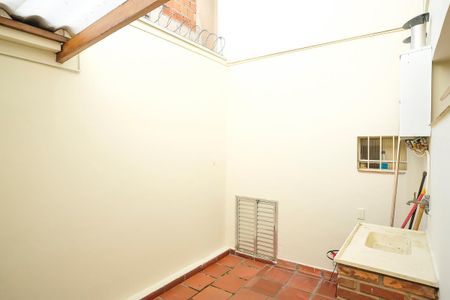Casa para alugar com 120m², 3 quartos e 1 vagaQuintal