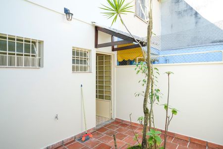 Casa para alugar com 120m², 3 quartos e 1 vagaQuintal