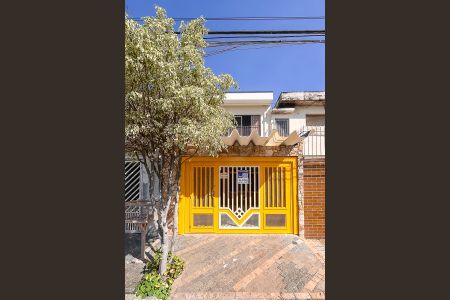 Casa para alugar com 120m², 3 quartos e 1 vagaFachada + plaquinha
