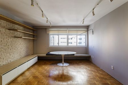 Sala de apartamento para alugar com 2 quartos, 105m² em Indianópolis, São Paulo