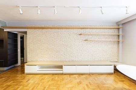 Apartamento à venda com 105m², 2 quartos e 1 vaga Apartamento à venda com 105m², 2 quartos e 1 vagaSala