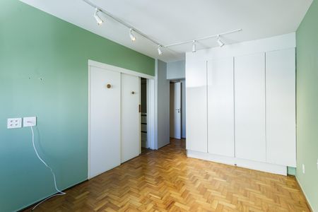 Apartamento à venda com 105m², 2 quartos e 1 vaga Apartamento à venda com 105m², 2 quartos e 1 vagaQuarto Suíte