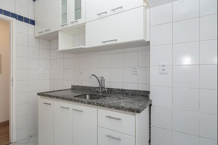 Cozinha de apartamento para alugar com 1 quarto, 41m² em Bela Vista, São Paulo