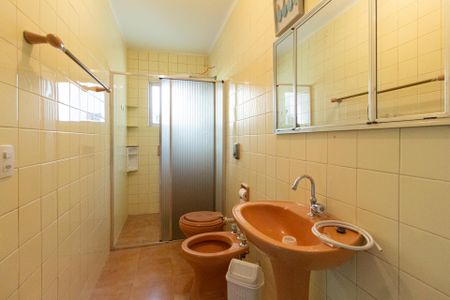 Casa para alugar com 150m², 3 quartos e 1 vaga Casa para alugar com 150m², 3 quartos e 1 vagaBanheiro do Quarto 3