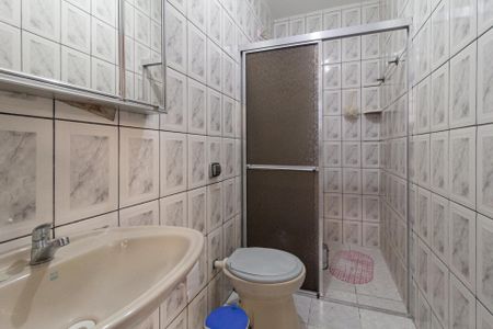 Casa para alugar com 150m², 3 quartos e 1 vaga Casa para alugar com 150m², 3 quartos e 1 vagaBanheiro Social