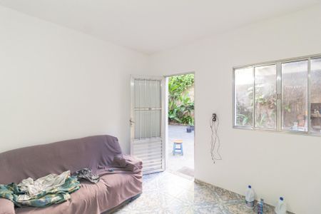 Casa para alugar com 150m², 3 quartos e 1 vaga Casa para alugar com 150m², 3 quartos e 1 vagaSala