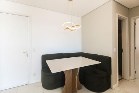 Apartamento à venda com 64m², 2 quartos e 1 vagaSala 