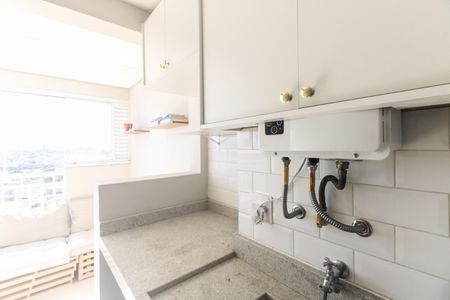 Apartamento à venda com 64m², 2 quartos e 1 vagaÁrea de Serviço 