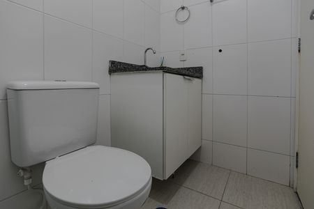 Apartamento para alugar com 57m², 2 quartos e 1 vaga Apartamento para alugar com 57m², 2 quartos e 1 vagaBanheiro