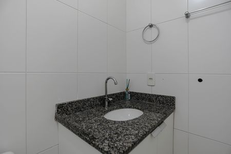 Apartamento para alugar com 57m², 2 quartos e 1 vaga Apartamento para alugar com 57m², 2 quartos e 1 vagaBanheiro