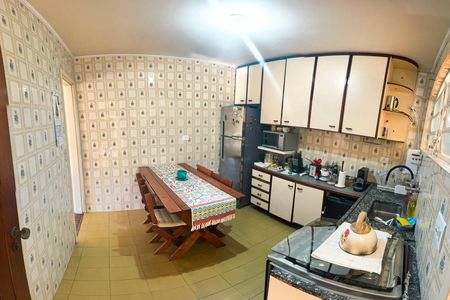 Casa para alugar com 104m², 2 quartos e 2 vagas Casa para alugar com 104m², 2 quartos e 2 vagasCozinha