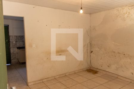 Casa à venda com 440m², 4 quartos e 2 vagas Casa à venda com 440m², 4 quartos e 2 vagasKitnet