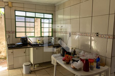 Casa à venda com 440m², 4 quartos e 2 vagas Casa à venda com 440m², 4 quartos e 2 vagasCozinha 02