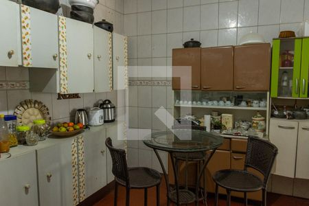 Cozinha 01 de casa à venda com 4 quartos, 440m² em Leste Vila Nova, Goiânia
