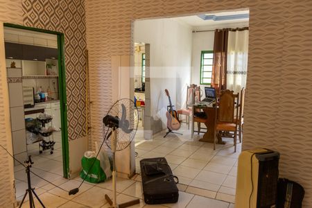 Casa à venda com 440m², 4 quartos e 2 vagas Casa à venda com 440m², 4 quartos e 2 vagasSala 02