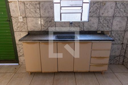 Casa à venda com 440m², 4 quartos e 2 vagas Casa à venda com 440m², 4 quartos e 2 vagasKitnet
