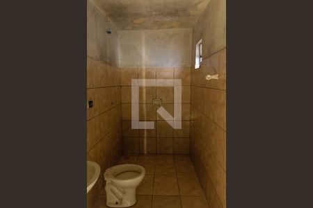 Casa à venda com 440m², 4 quartos e 2 vagas Casa à venda com 440m², 4 quartos e 2 vagasBanheiro 03
