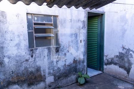 Casa à venda com 440m², 4 quartos e 2 vagas Casa à venda com 440m², 4 quartos e 2 vagasÁrea de Serviço 03