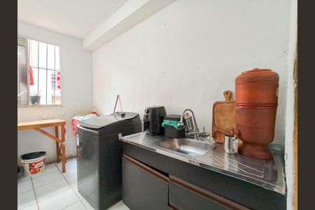 Apartamento à venda com 43m², 2 quartos e 1 vaga Apartamento à venda com 43m², 2 quartos e 1 vagaCozinha e Área de Serviço