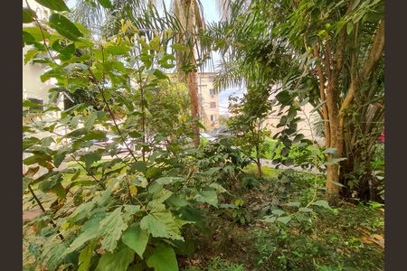 Apartamento à venda com 43m², 2 quartos e 1 vaga Apartamento à venda com 43m², 2 quartos e 1 vagaVista do Quarto 2