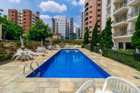 Apartamento à venda com 101m², 2 quartos e 2 vagas Apartamento à venda com 101m², 2 quartos e 2 vagasPiscina