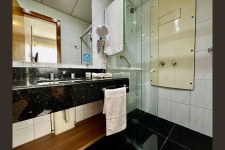 Apartamento para alugar com 32m², 1 quarto e 1 vaga Apartamento para alugar com 32m², 1 quarto e 1 vagaBanheiro