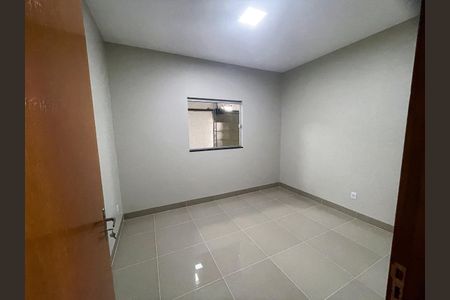 Casa à venda com 162m², 3 quartos e 2 vagas Casa à venda com 162m², 3 quartos e 2 vagasQuarto