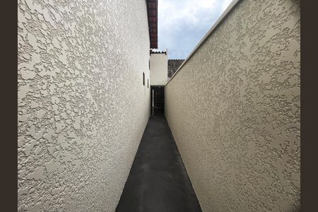 Casa à venda com 162m², 3 quartos e 2 vagas Casa à venda com 162m², 3 quartos e 2 vagasCorredor
