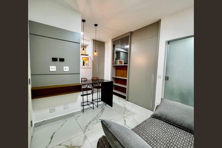 Apartamento para alugar com 32m², 1 quarto e 1 vaga
