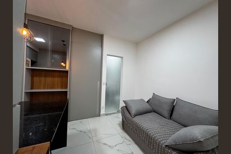 Apartamento para alugar com 32m², 1 quarto e 1 vaga