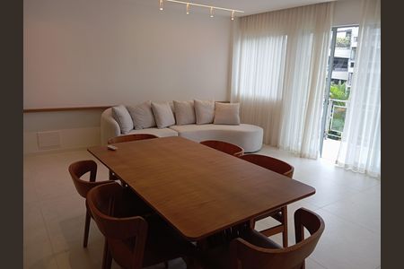 Apartamento para alugar com 121m², 3 quartos e 2 vagas Apartamento para alugar com 121m², 3 quartos e 2 vagasSala