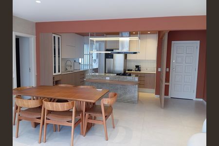 Apartamento para alugar com 121m², 3 quartos e 2 vagas Apartamento para alugar com 121m², 3 quartos e 2 vagasSala