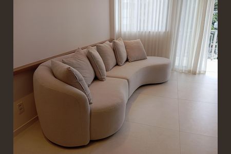 Apartamento para alugar com 121m², 3 quartos e 2 vagas Apartamento para alugar com 121m², 3 quartos e 2 vagasSala