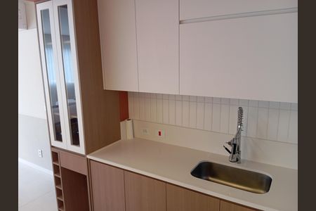 Apartamento para alugar com 121m², 3 quartos e 2 vagas Apartamento para alugar com 121m², 3 quartos e 2 vagasBancada