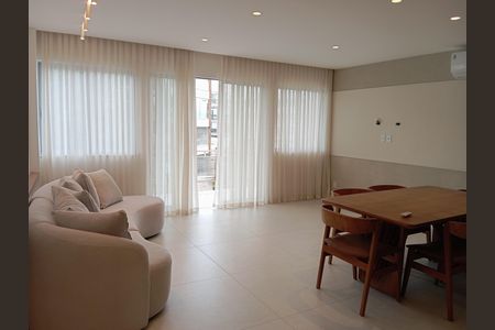 Apartamento para alugar com 121m², 3 quartos e 2 vagas Apartamento para alugar com 121m², 3 quartos e 2 vagasSala