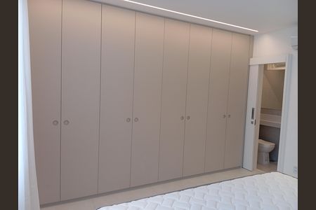 Apartamento para alugar com 121m², 3 quartos e 2 vagas Apartamento para alugar com 121m², 3 quartos e 2 vagasQuarto 2
