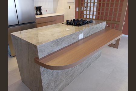 Apartamento para alugar com 121m², 3 quartos e 2 vagas Apartamento para alugar com 121m², 3 quartos e 2 vagasCozinha