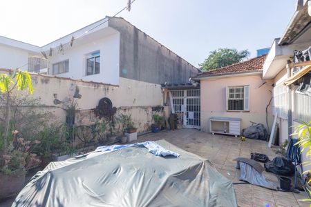Casa à venda com 129m², 3 quartos e 3 vagas Casa à venda com 129m², 3 quartos e 3 vagasQuintal