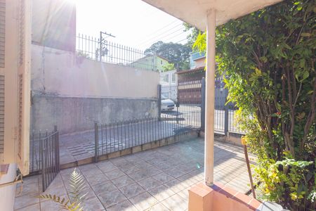 Casa à venda com 129m², 3 quartos e 3 vagas Casa à venda com 129m², 3 quartos e 3 vagasQuintal da Frente