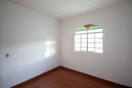 Casa para alugar com 59m², 2 quartos e 1 vaga Casa para alugar com 59m², 2 quartos e 1 vagaQuarto 1