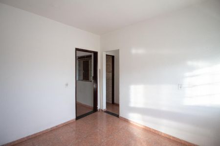 Casa para alugar com 59m², 2 quartos e 1 vaga Casa para alugar com 59m², 2 quartos e 1 vagaSala