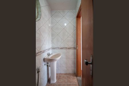 Casa para alugar com 59m², 2 quartos e 1 vaga Casa para alugar com 59m², 2 quartos e 1 vagaBanheiro da Suíte