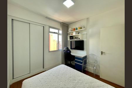 Apartamento à venda com 75m², 2 quartos e 2 vagas
