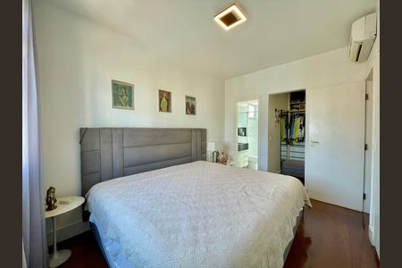 Apartamento à venda com 75m², 2 quartos e 2 vagas