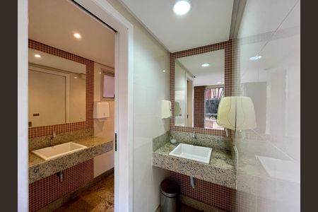 Apartamento à venda com 75m², 2 quartos e 2 vagas