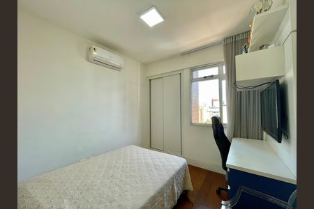 Apartamento à venda com 75m², 2 quartos e 2 vagas